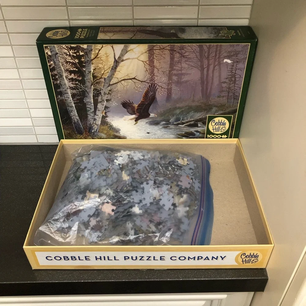 Cobble Hill Spring Run 1000 piece puzzle - Picture 10 of 11